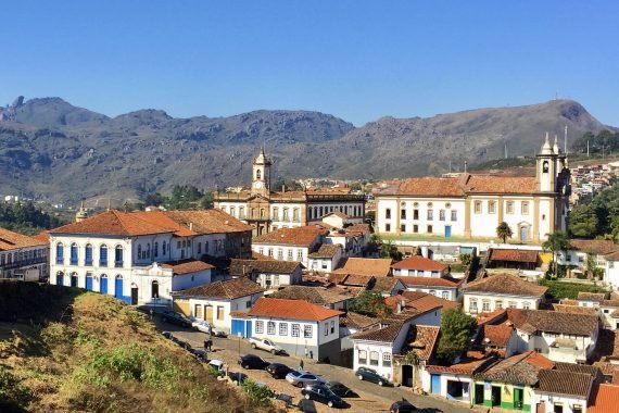 Combine  Ouro Preto com